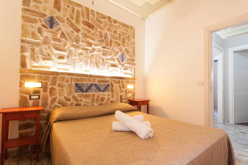 Bed and Breakfast Emporium Castellammare del Golfo Habitación foto