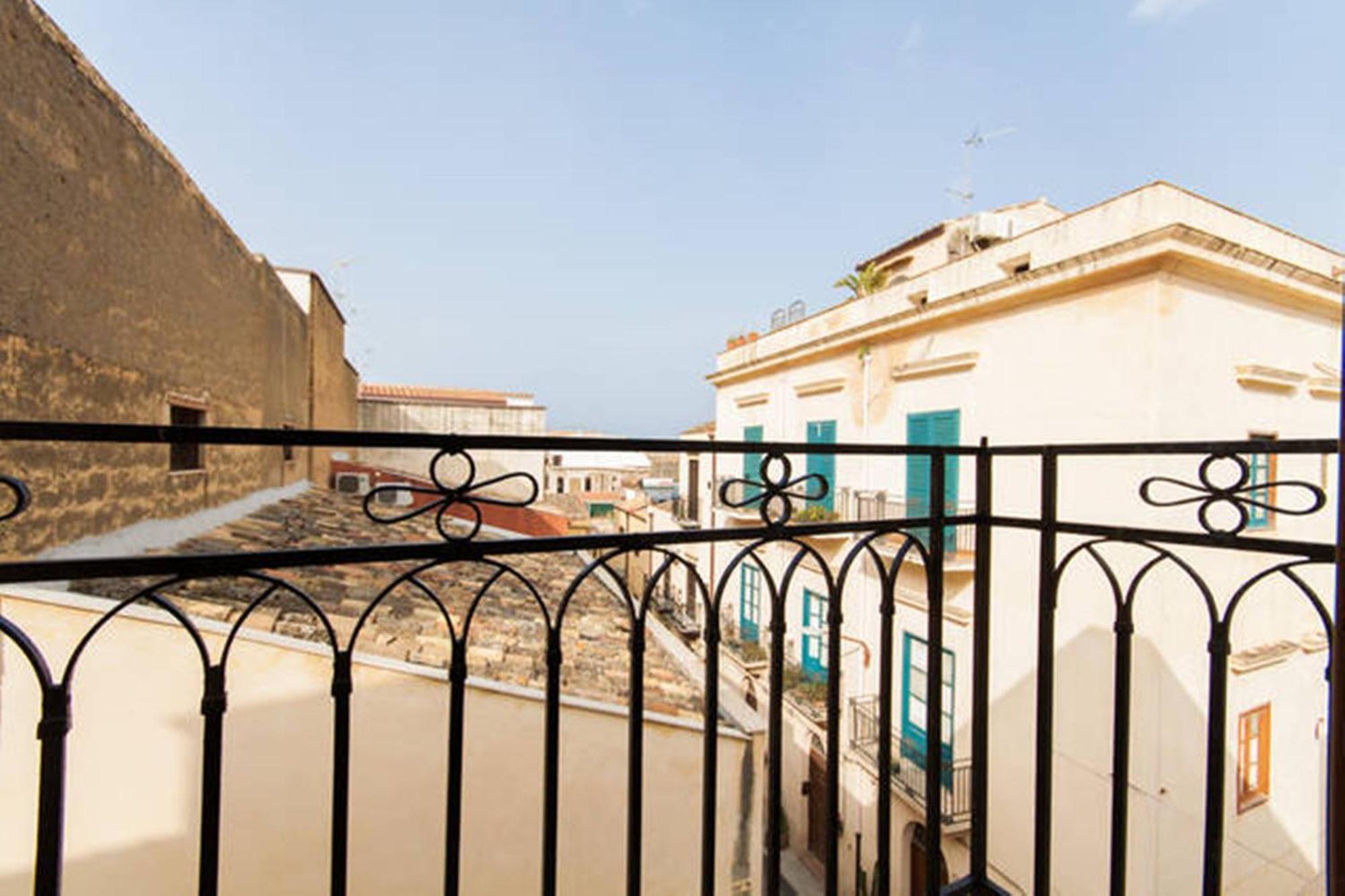 Bed and Breakfast Emporium Castellammare del Golfo Exterior foto